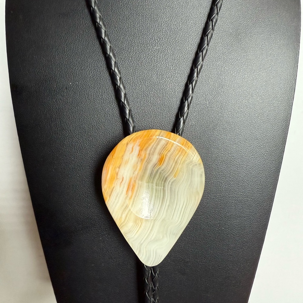 Western Bolo  Tie featuring a beautiful Agate Stone Cowboy Cowgirl Western Wear